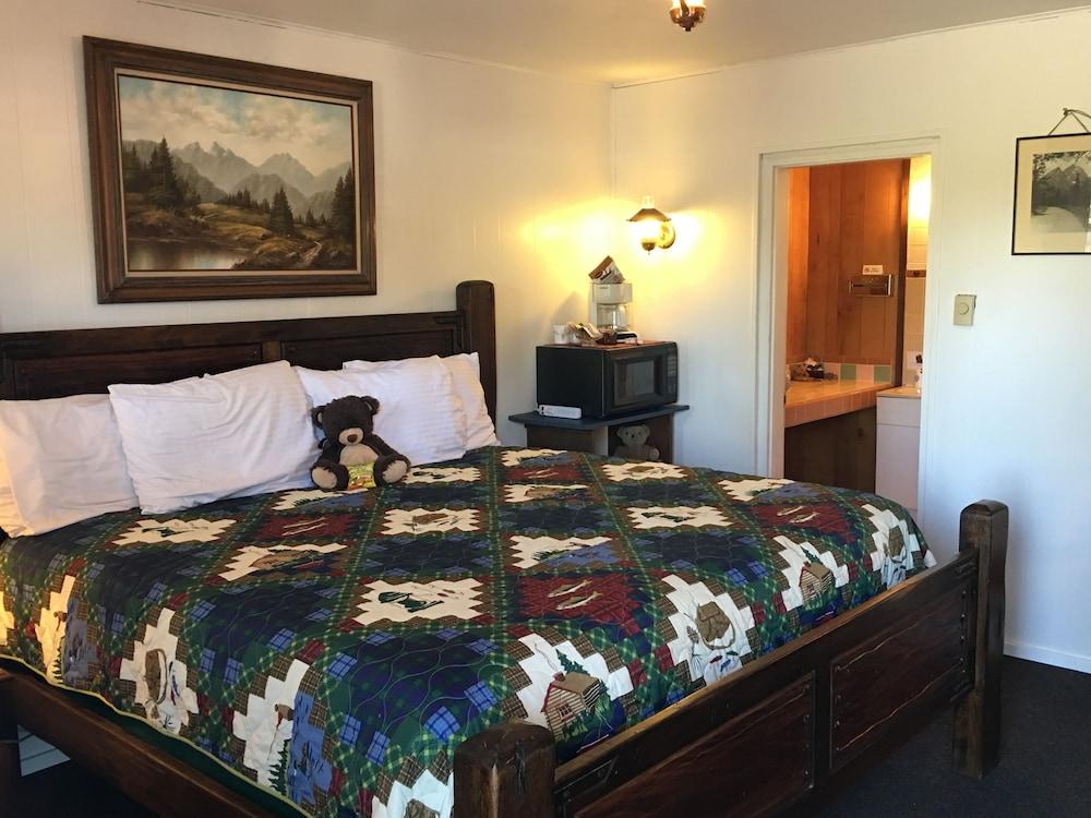 Black Bear Inn photo 81