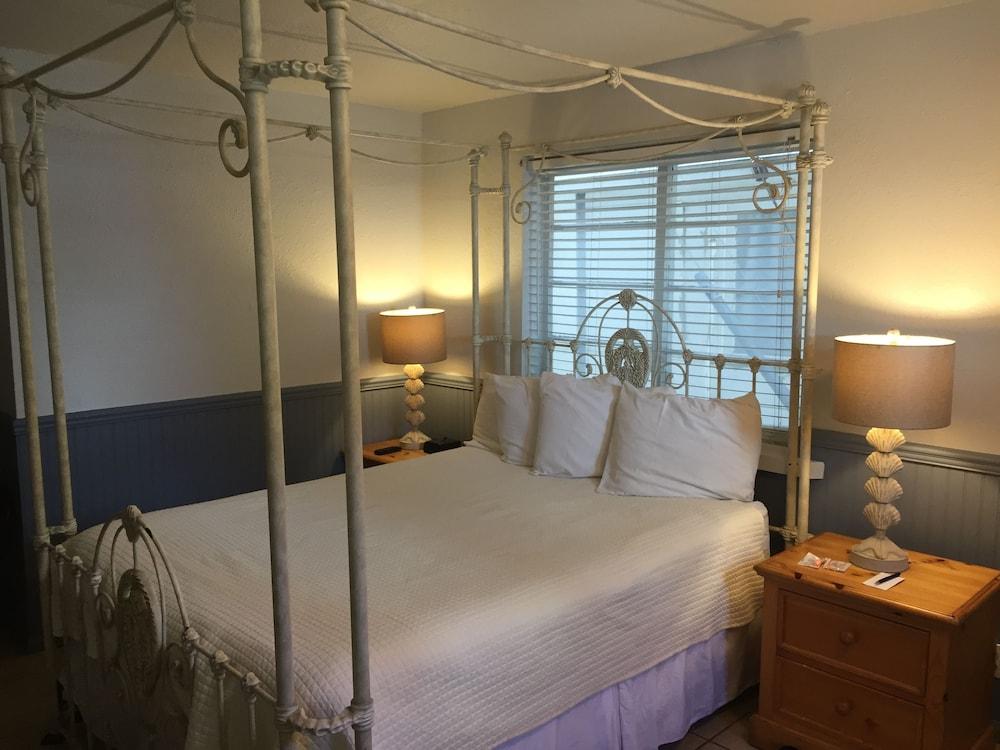 Seacrest Inn photo 25