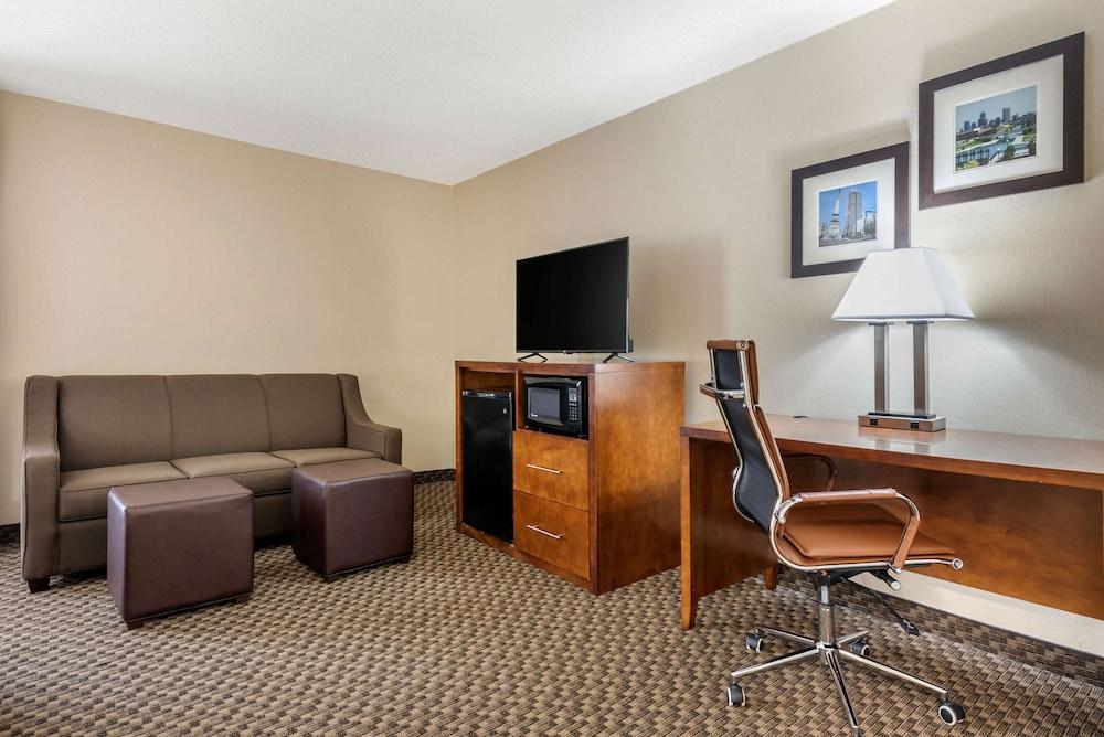 Comfort Inn Indianapolis South photo 13