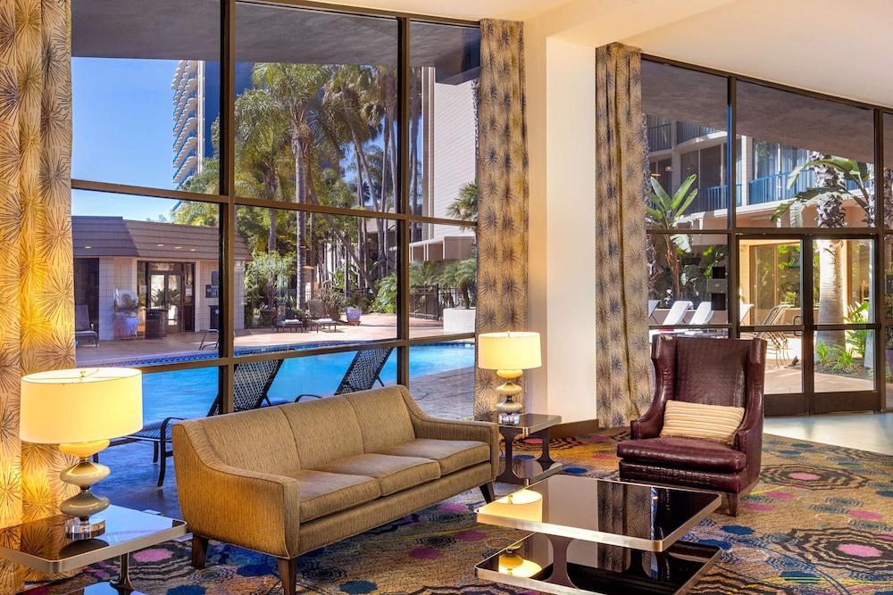 Wyndham San Diego Bayside photo 17