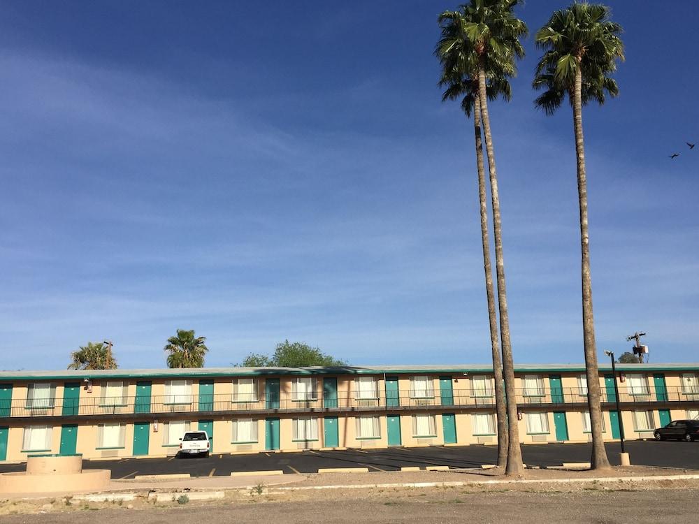 Amazon Motel photo 20