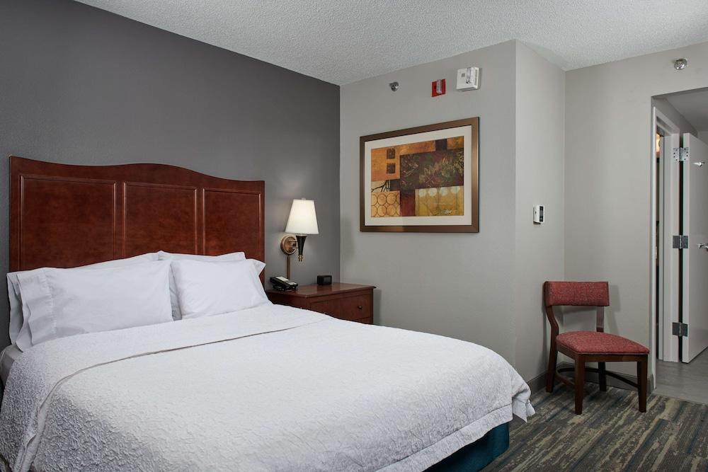Hampton Inn Atlanta NW Cumberland photo 8