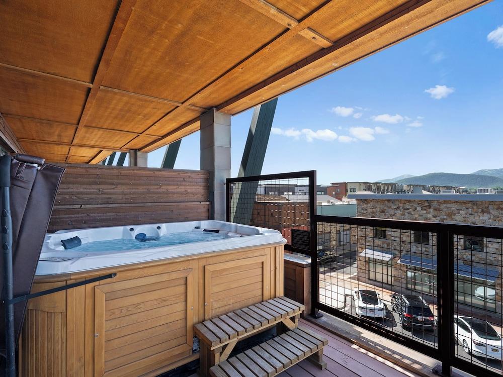 Newpark by All Seasons Resort Lodging photo 15