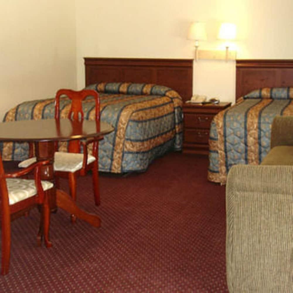 Whispering Pines by Hotel O Whitestone VA photo 15