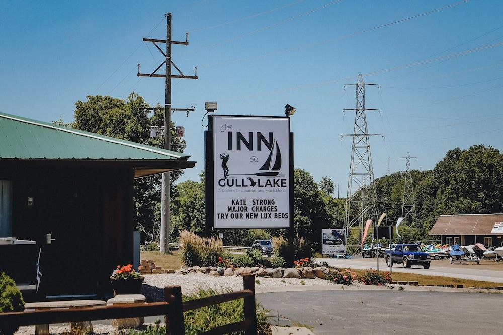The Inn At Gull Lake photo 13