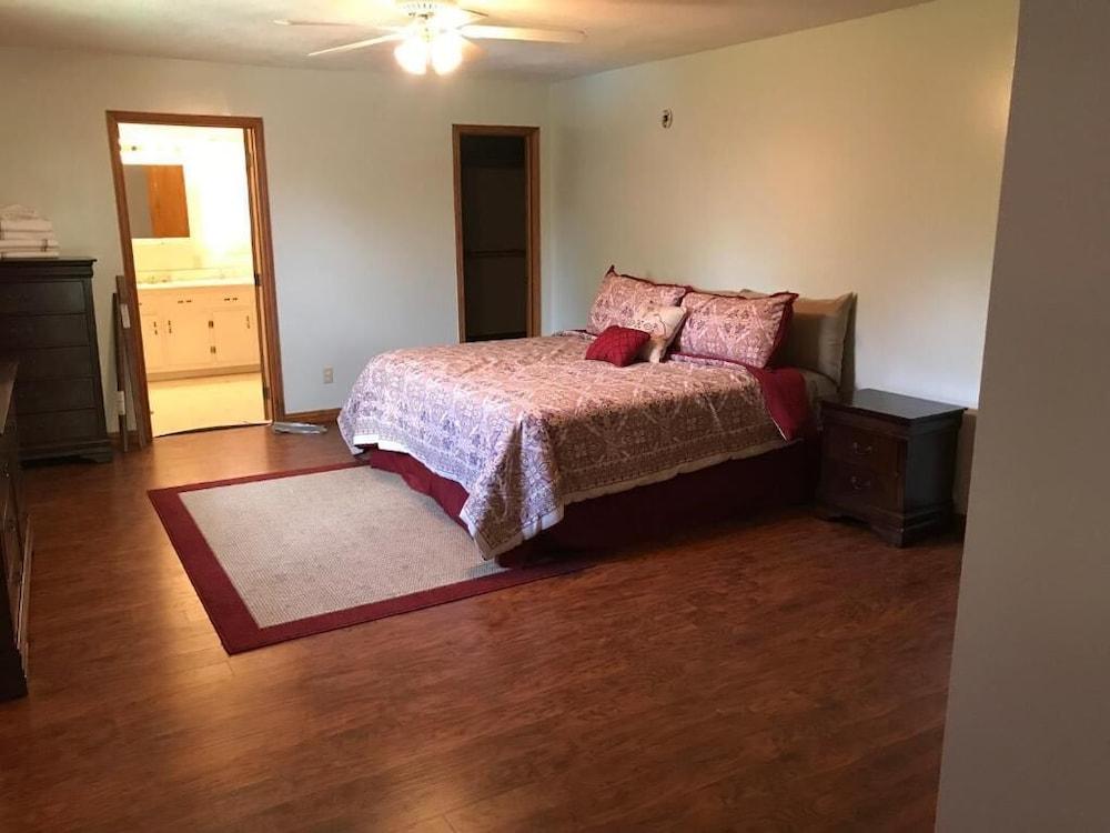 Tanglewood Lodge photo 17