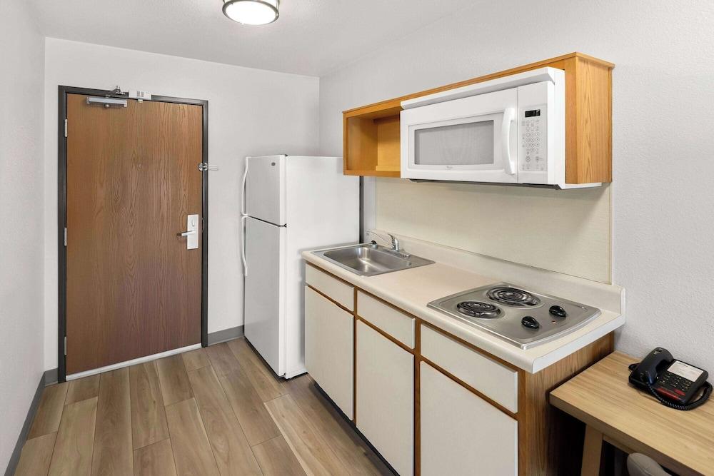 Birch Hill Suite Rochester – Med City photo 58