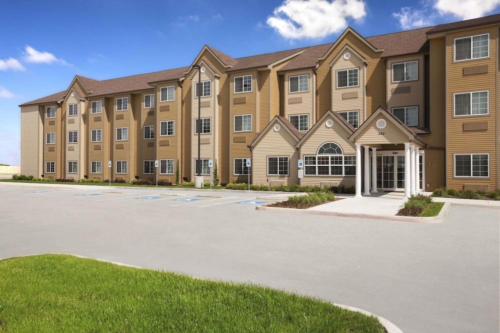 Microtel Inn & Suites by Wyndham Kenedy/Karnes City photo 43