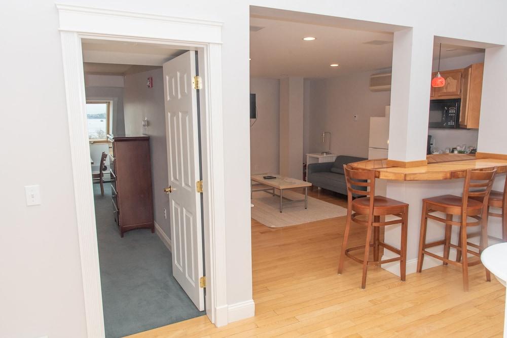 Inn On Peaks Island photo 64