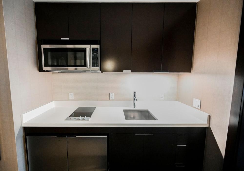 StripViewSuites at Vdara photo 38