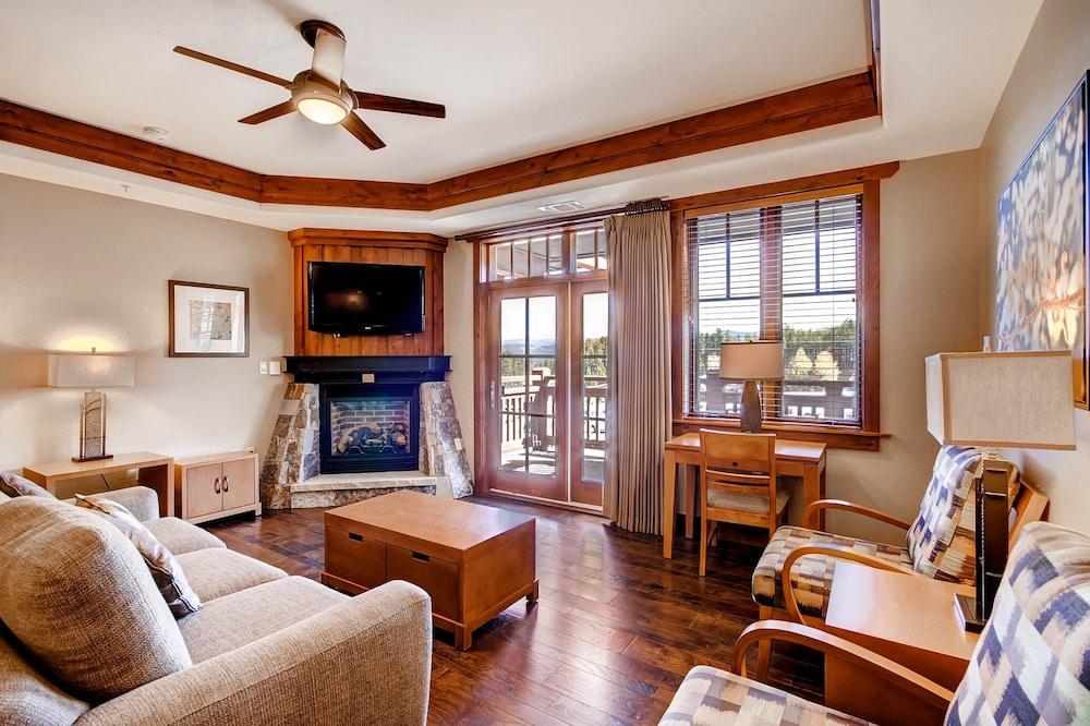 One Ski Hill Place, a RockResort, by Vail Resorts photo 38