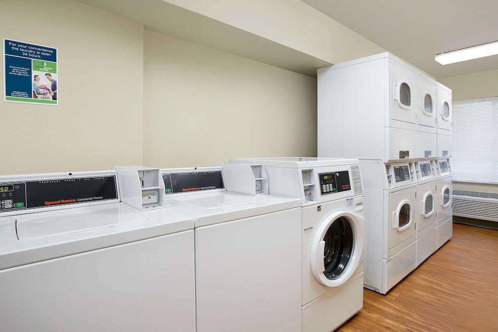 WoodSpring Suites Fort Worth Forest Hill photo 13