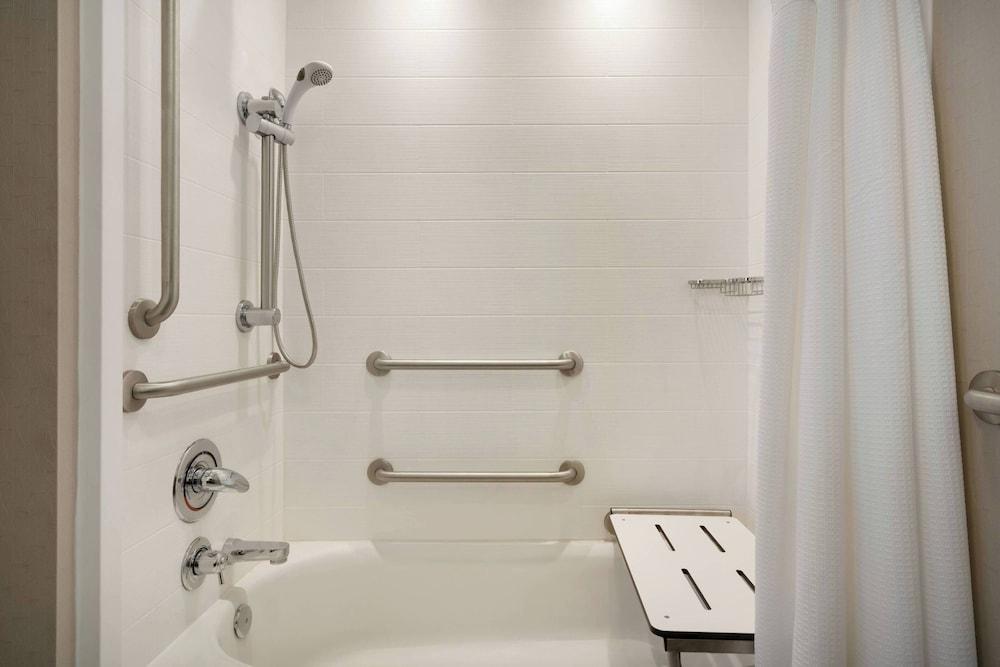 SpringHill Suites by Marriott Ewing Princeton South photo 10