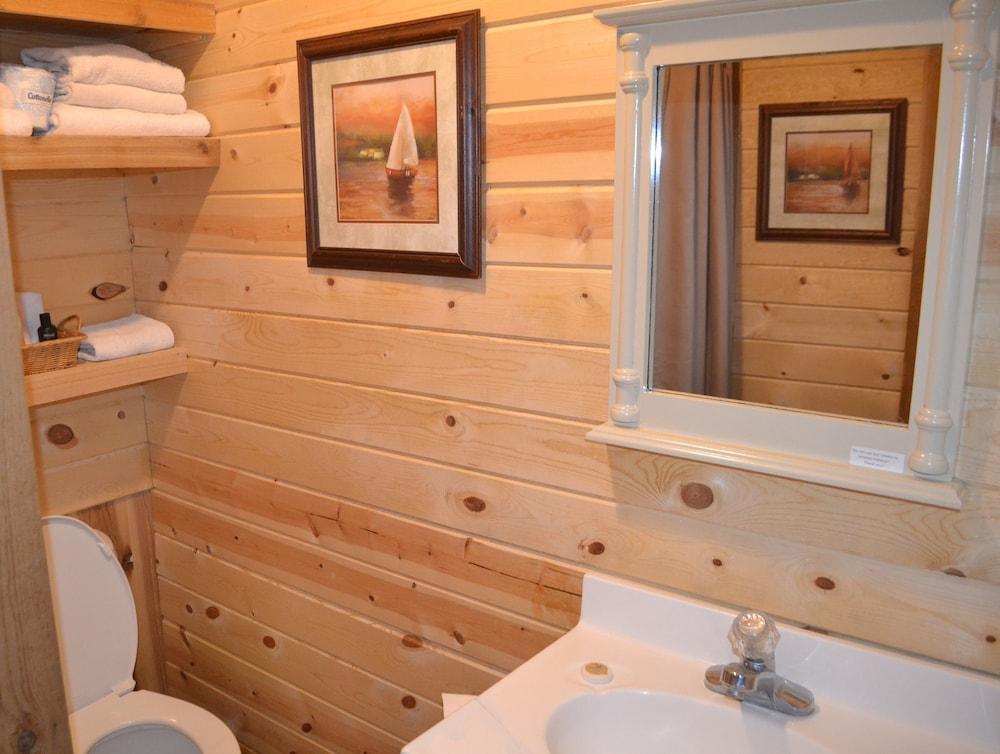 AJ's Lodge and Oven photo 48