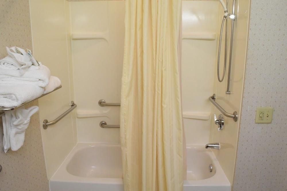 Inn at the Finger Lakes photo 17