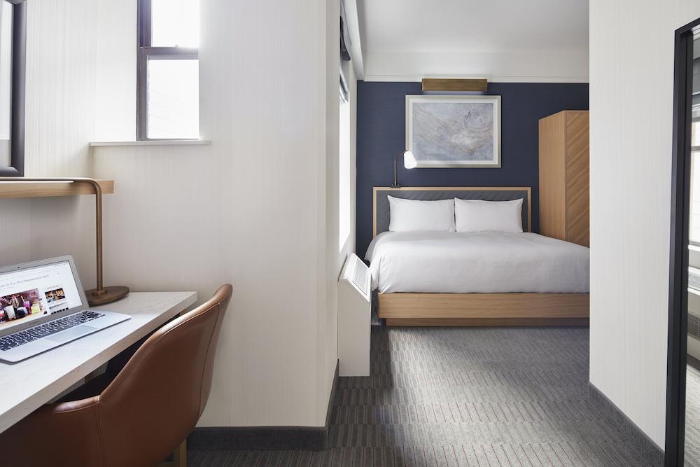 Club Quarters, Times Square - Midtown photo 12