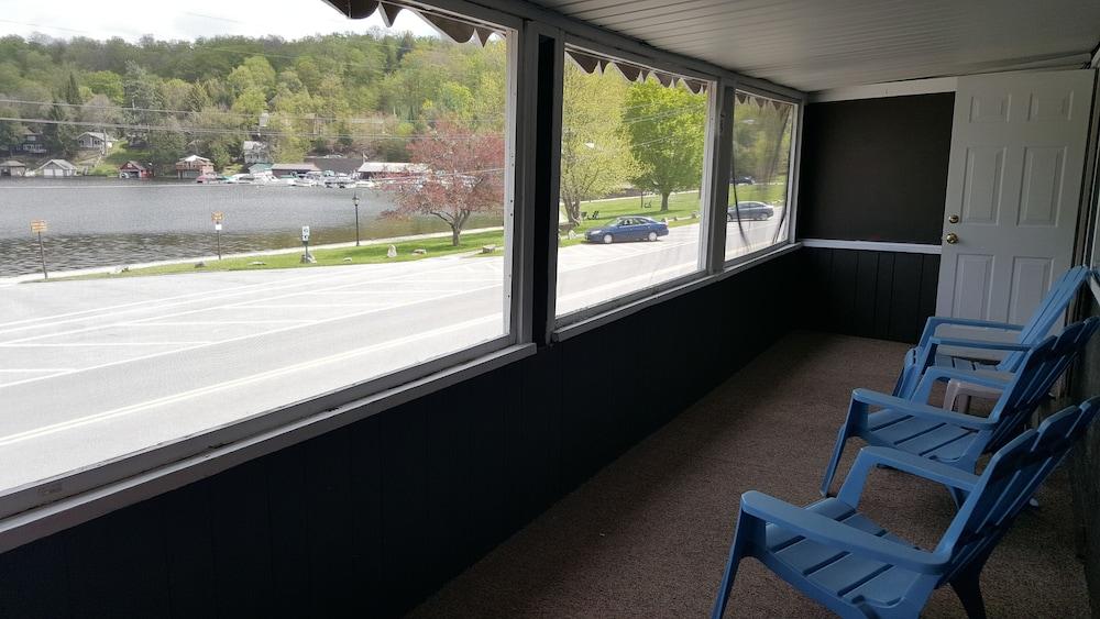 Clark's Beach Motel photo 48