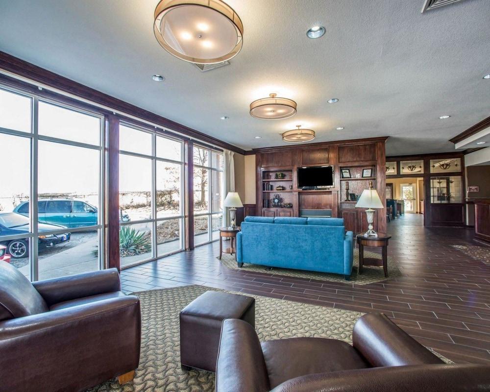 Comfort Suites Columbia - University Area photo 7
