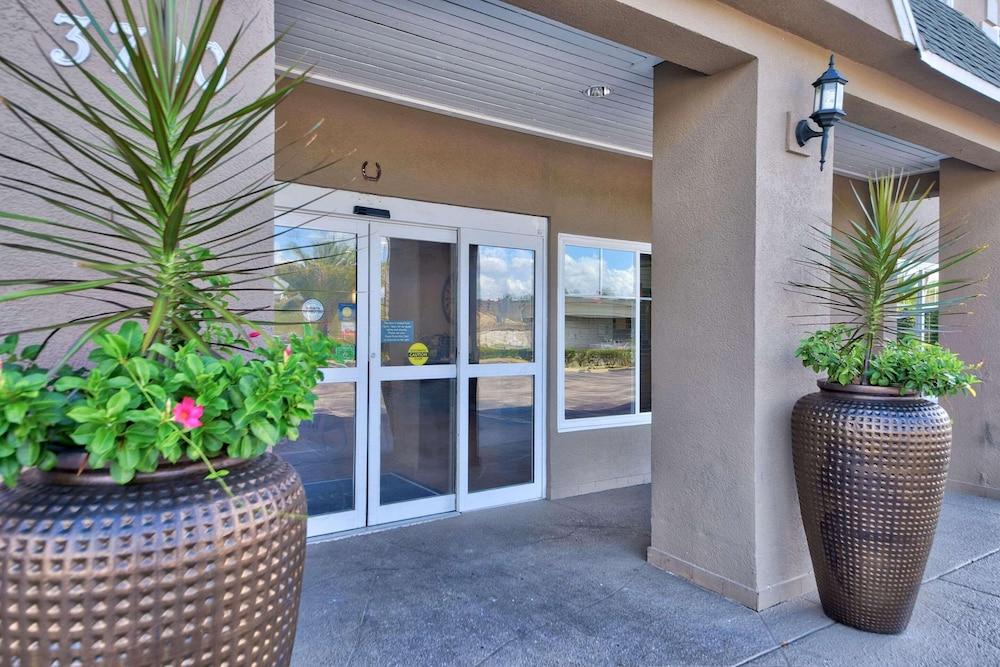 Country Inn & Suites by Radisson, Ocala Southwest photo 32