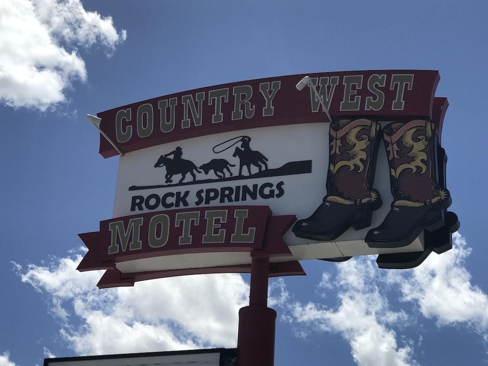 Country West Motel photo 24