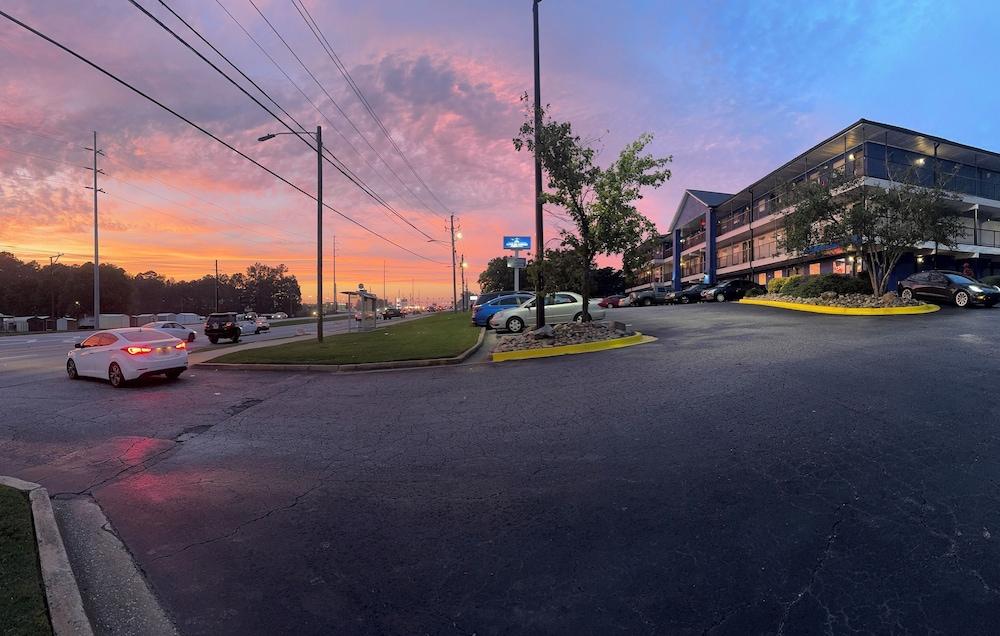 Live In Lodge Extended Stay — hotel in Jonesboro
