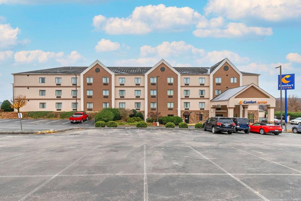 Comfort Suites Johnson City near University photo 11