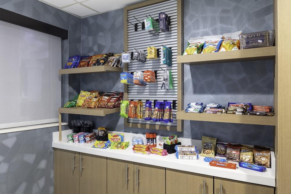 Holiday Inn Express & Suites Kimball by IHG photo 15