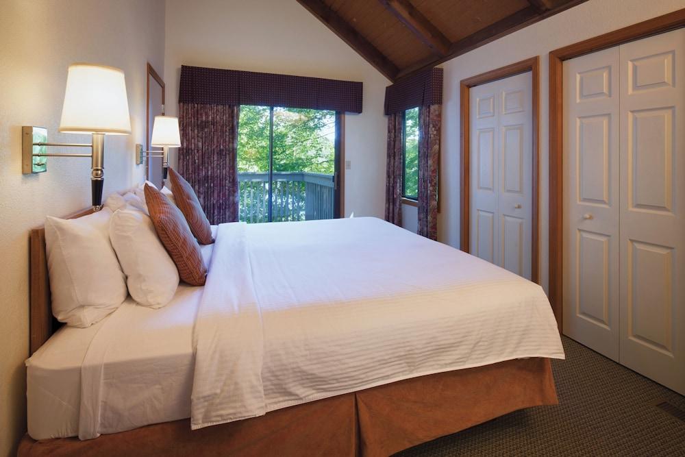 Club Wyndham Resort at Fairfield Mountains photo 5