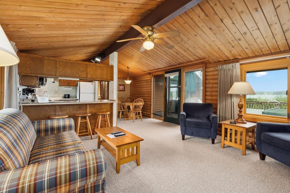 The Lodges at Breezy Point photo 72