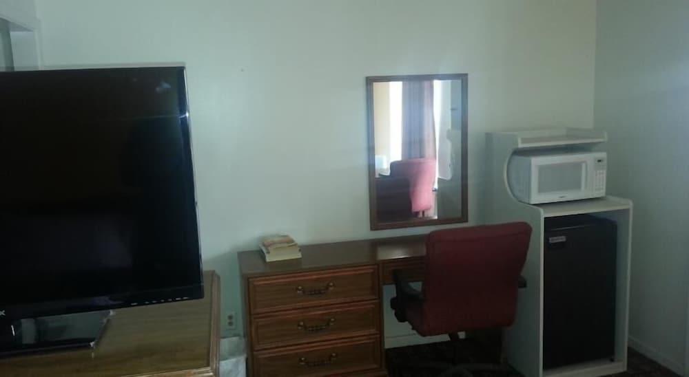 XIT Ranch Motel photo 16