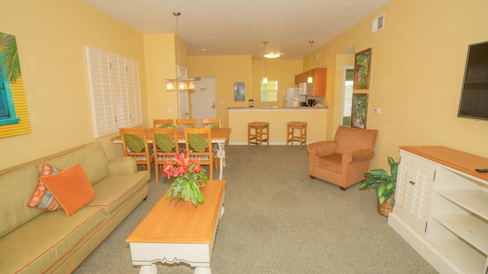 Barefoot Suites photo 11