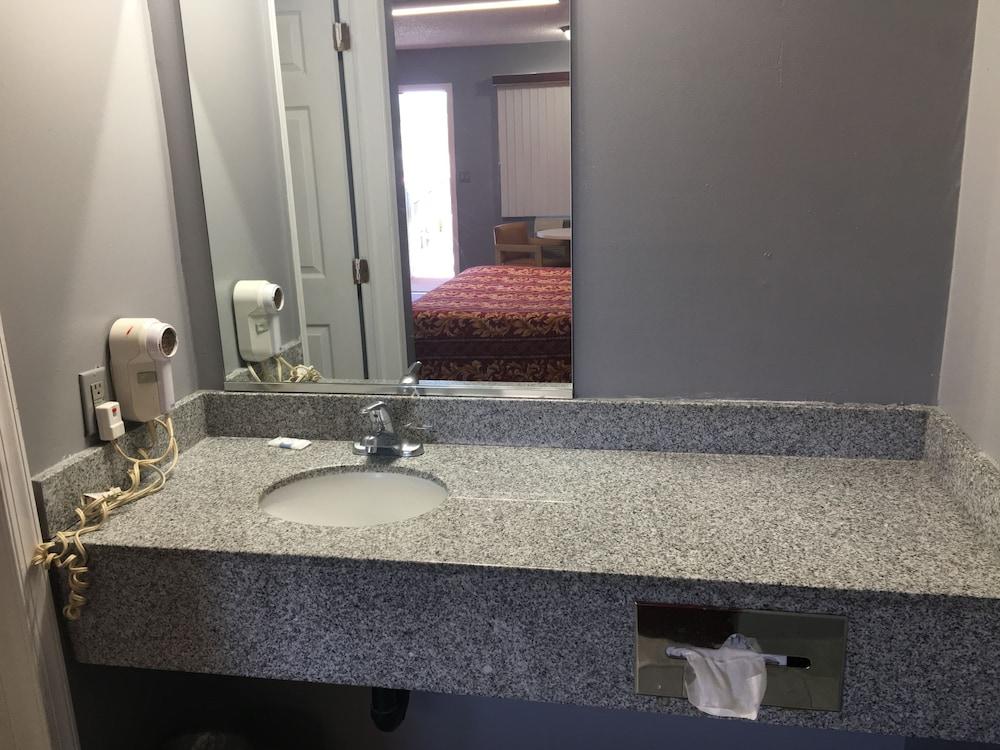 Haven Inn and Suites photo 25
