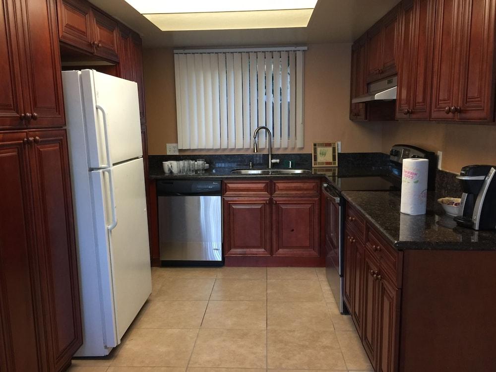 The Village Palm Desert photo 39