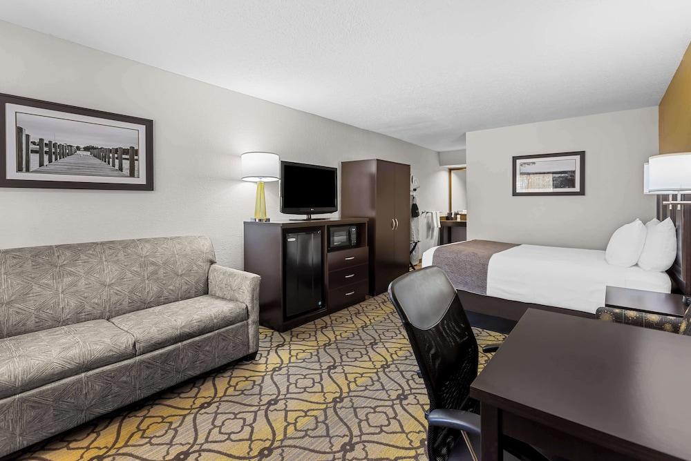 Best Western of Harbor Springs photo 18