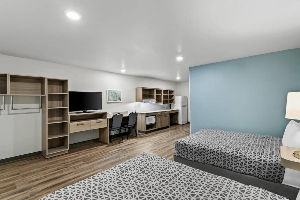 Woodspring Suites Anderson North I-85 photo 22