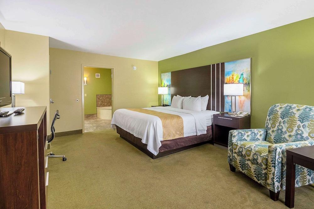 Quality Inn Paris photo 27