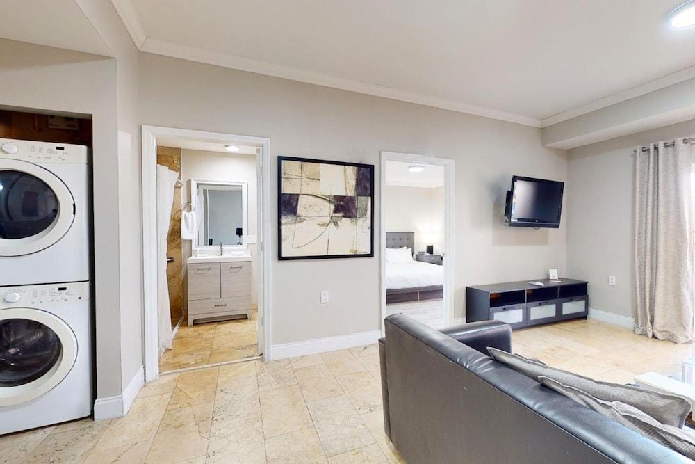 Nuvo Suites Hotel photo 45