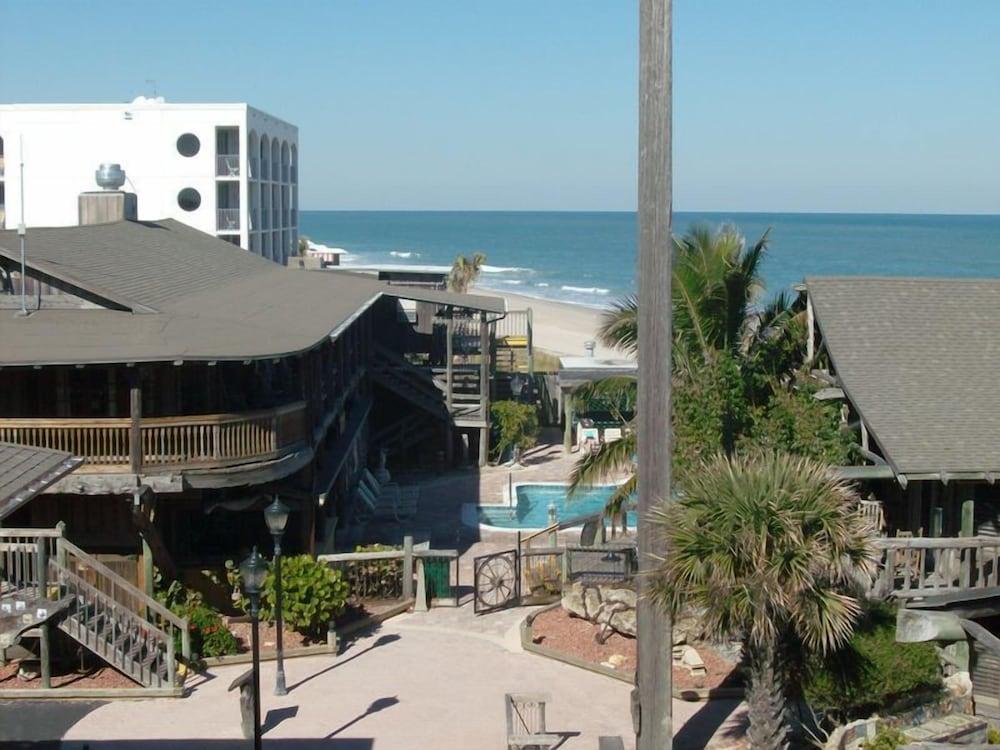 The Driftwood Resort photo 24
