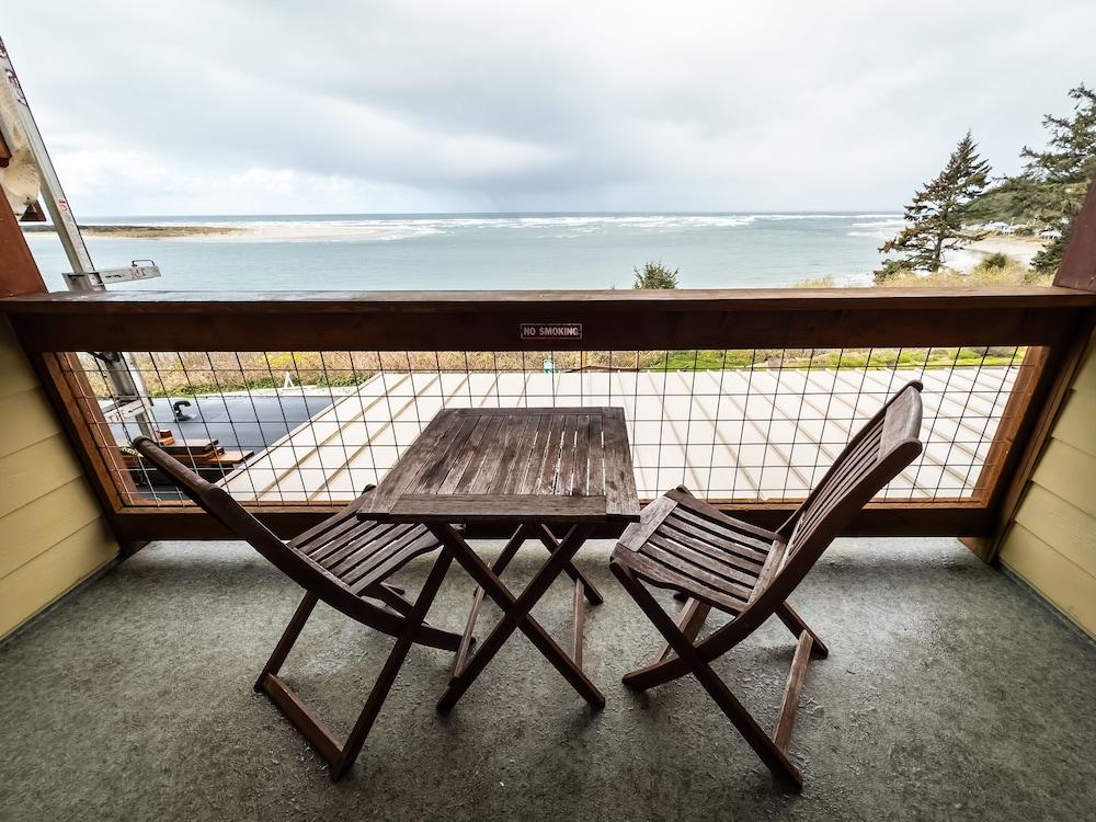 Terimore Bayfront Inn photo 4