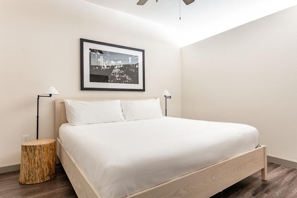 Kasa Love Field-Medical District Dallas photo 47