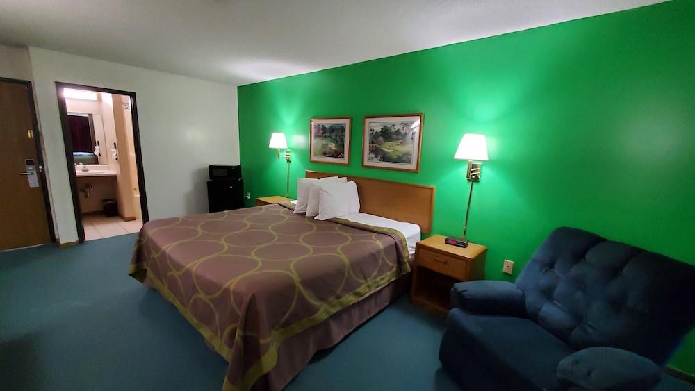 St Paul Inn photo 32