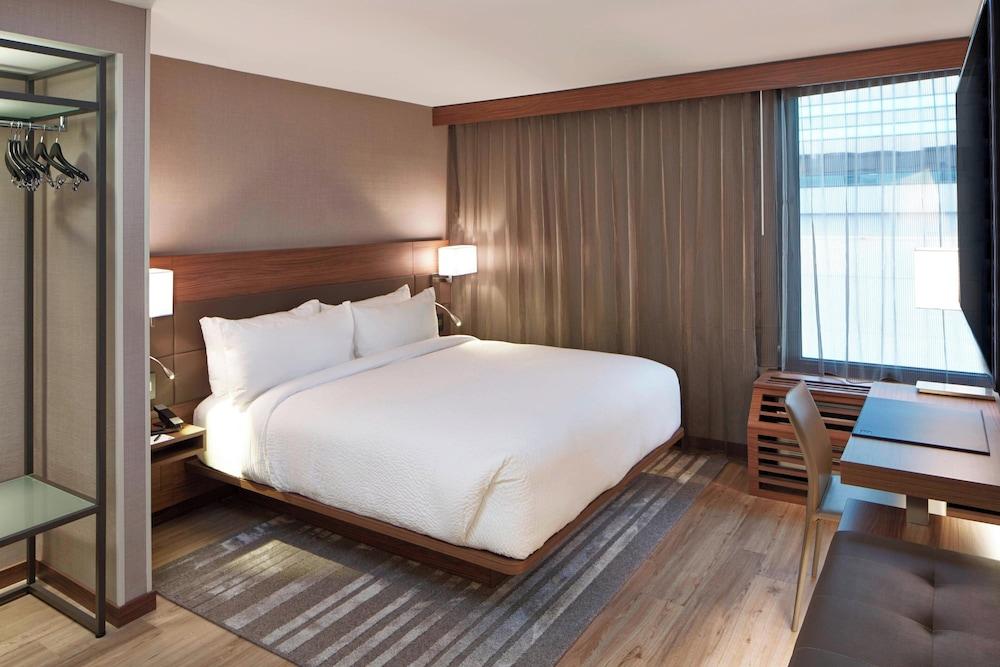 AC Hotel by Marriott Atlanta Downtown photo 15