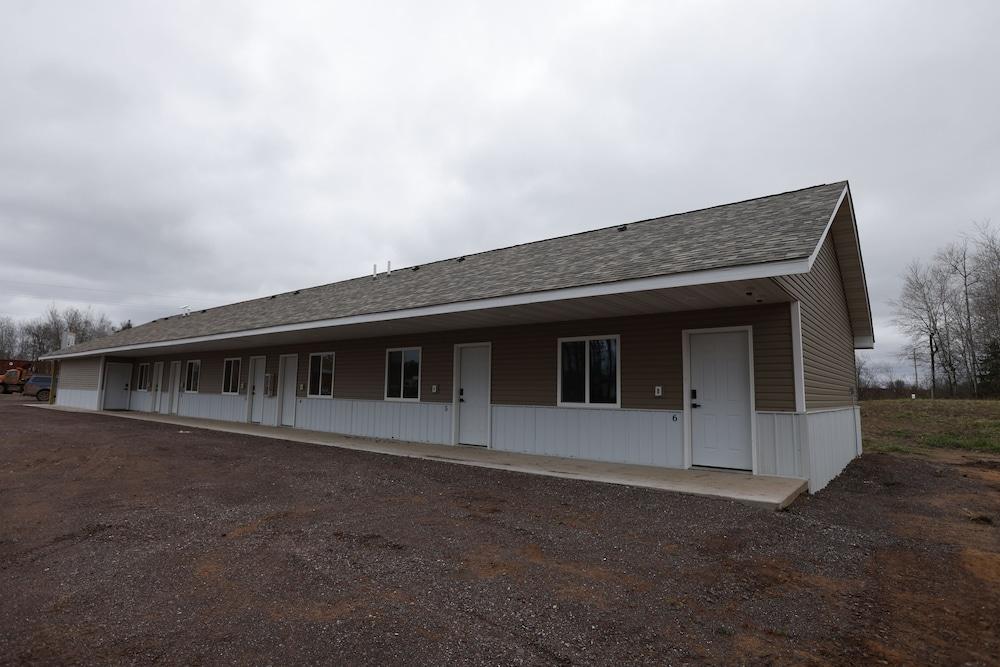 Bears Den Motel photo 15