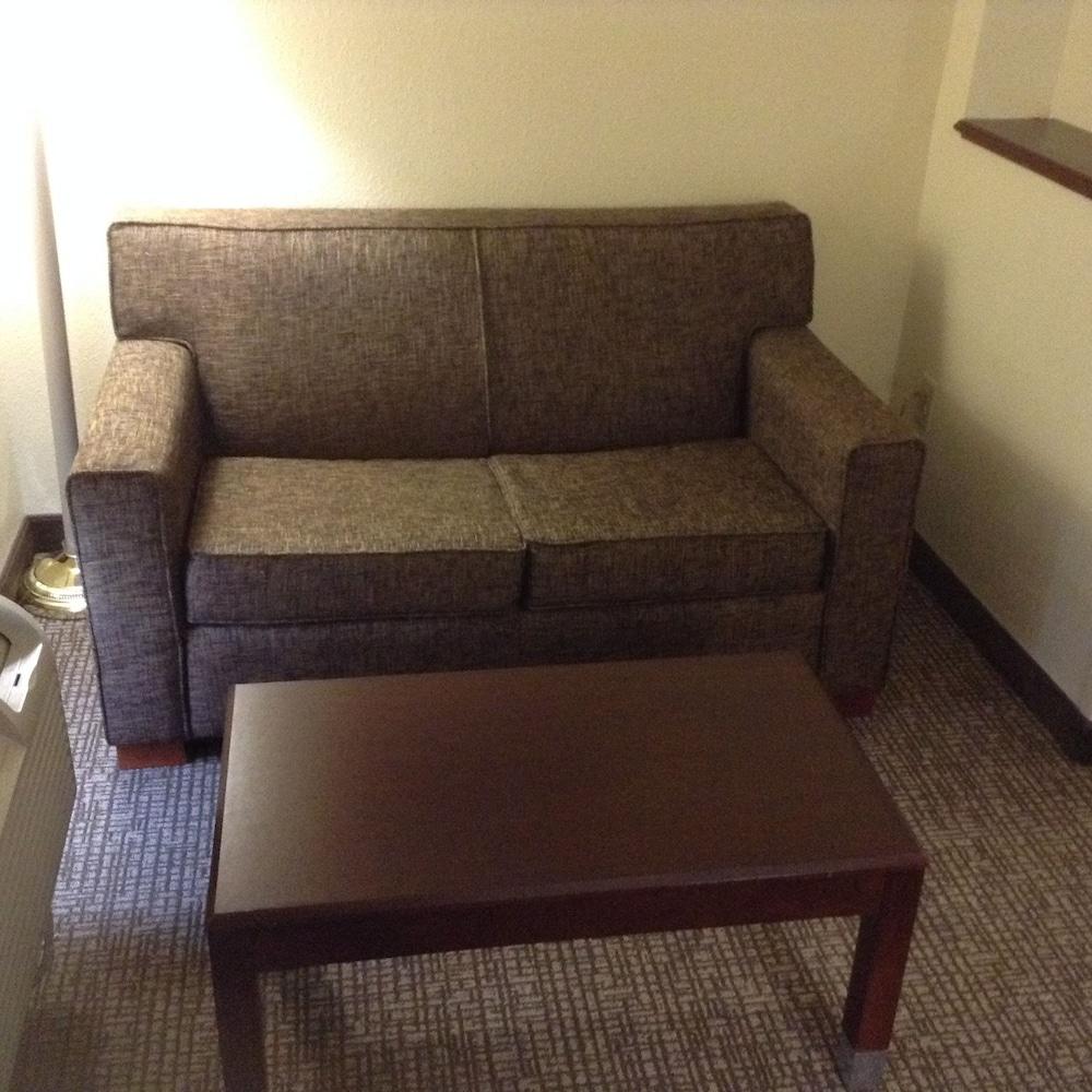 Comfort Inn & Suites Ft. Jackson Maingate photo 42