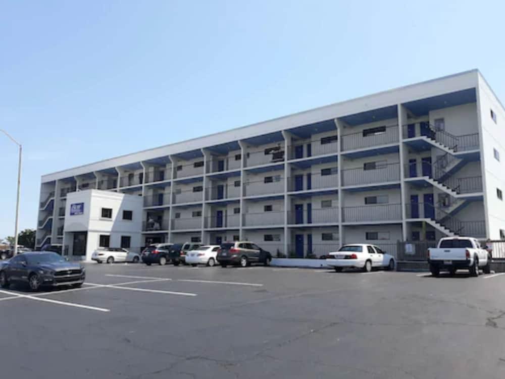 Surf Suites photo 3