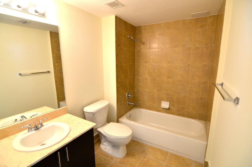 Riviera Luxury Living at River Oaks Marina and Tower photo 28