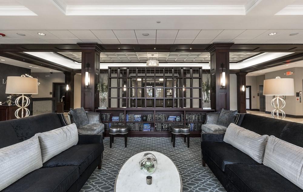 La Banque Hotel photo 21