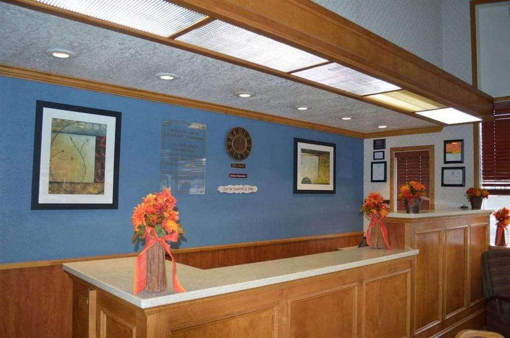 Holiday Motel photo 2