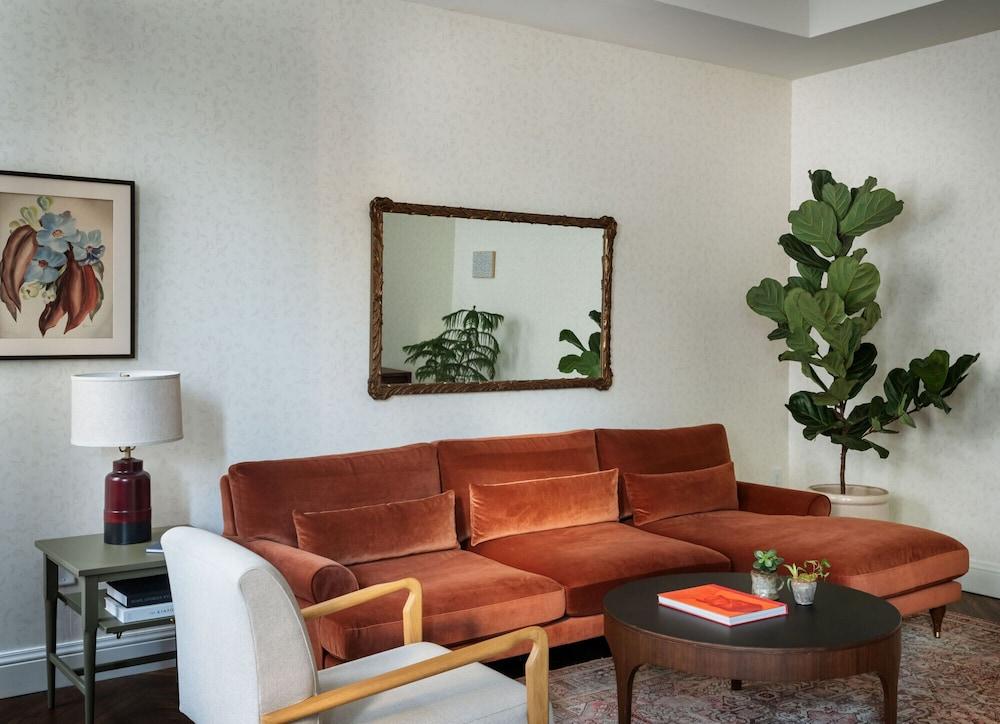 The Pinch Hotel photo 28