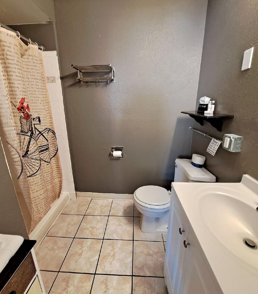 Buffalo Lodge Bicycle Resort photo 81